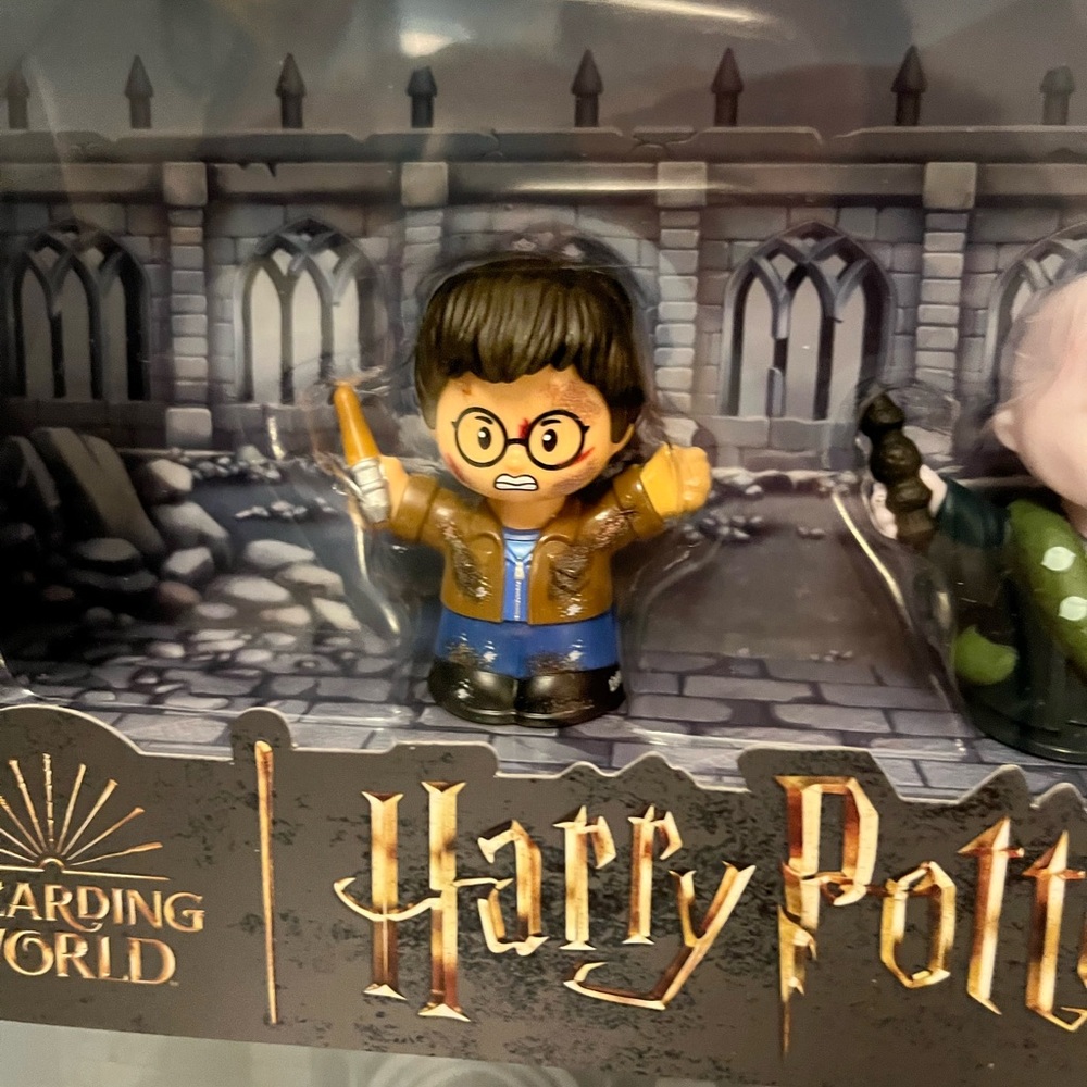 Little Collector People 6 Harry Potter Deathly Hallows Neville Hagrid Voldemort - Picture 5 of 12